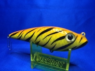 Hybride (klein) Ratel, Fire Tiger